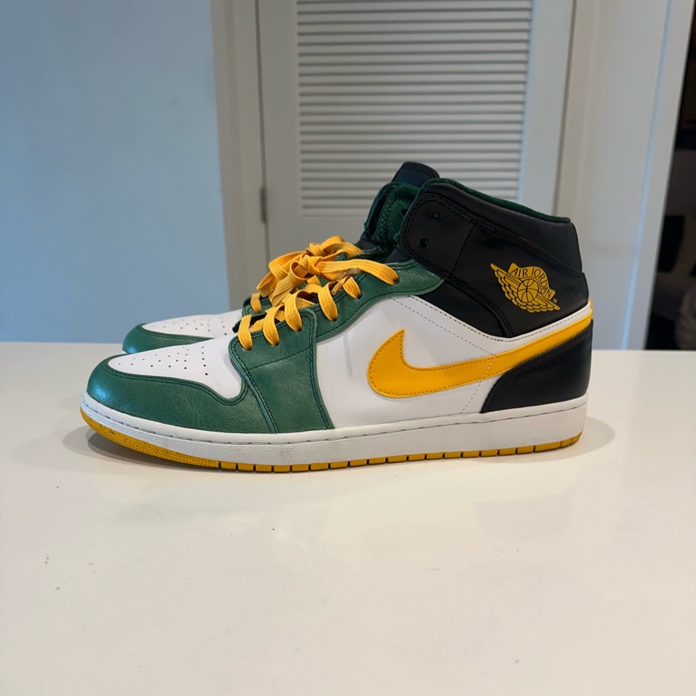 Jordan 1 mid Seattle SuperSonics (2013 release)